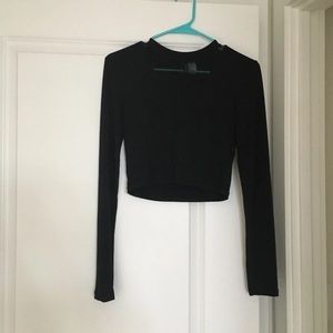 Long sleeve crop top